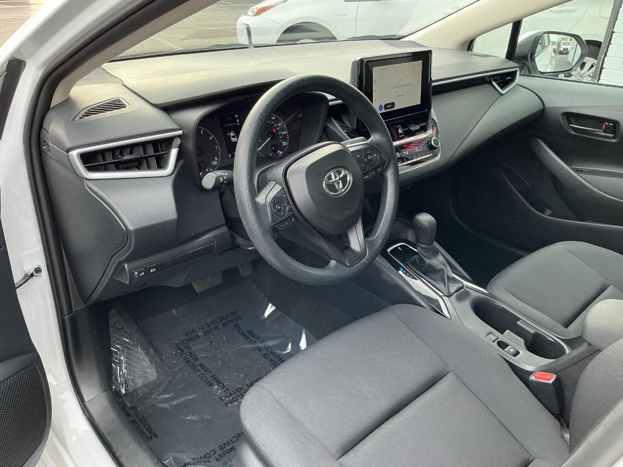 Toyota Corolla LE CVT (Natl) 2025