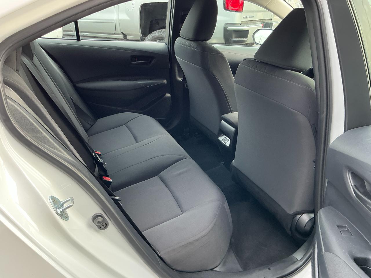 Toyota Corolla LE CVT (Natl) 2025