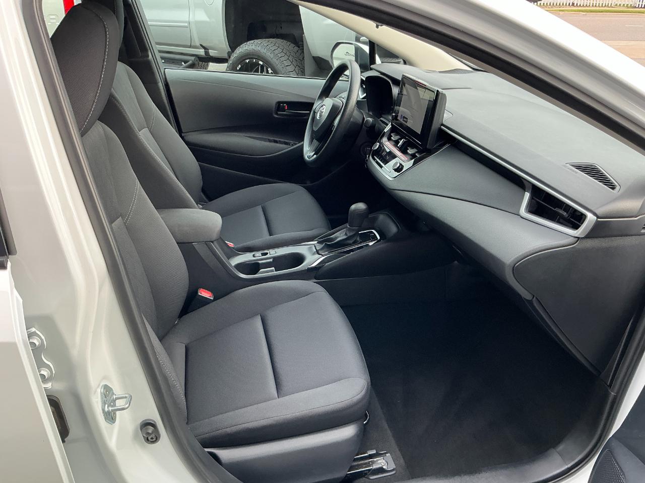 Toyota Corolla LE CVT (Natl) 2025