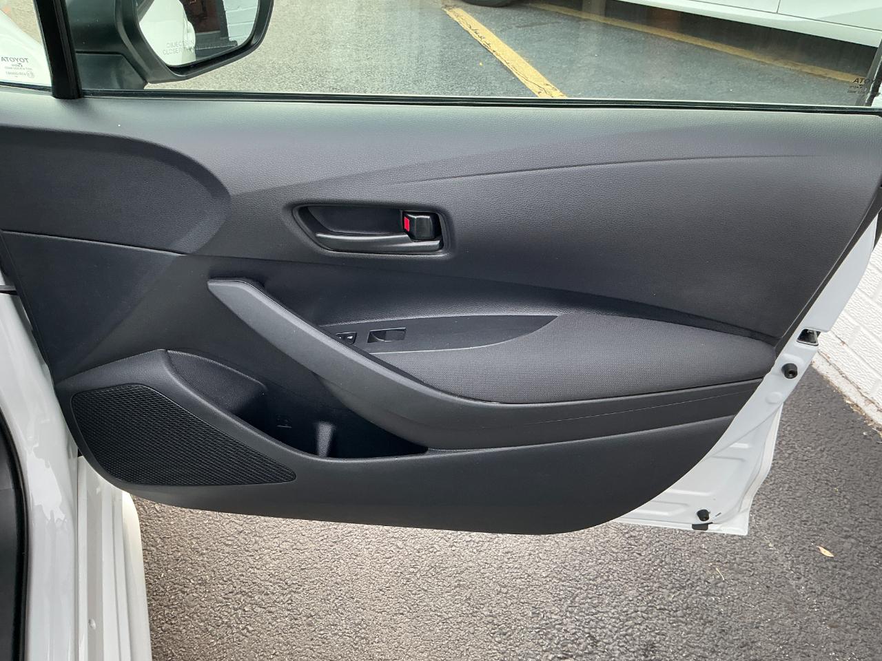 Toyota Corolla LE CVT (Natl) 2025