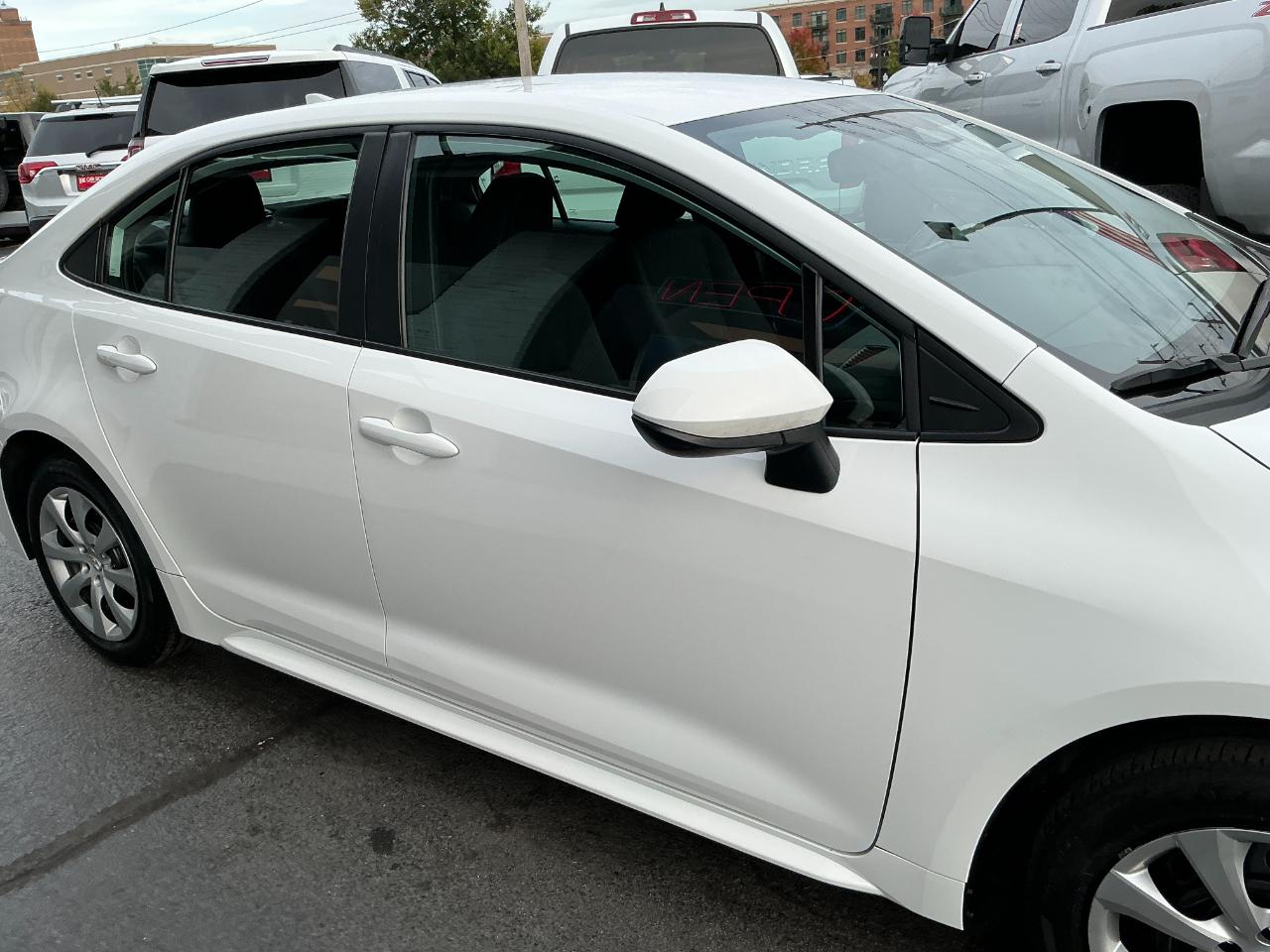 Toyota Corolla LE CVT (Natl) 2025