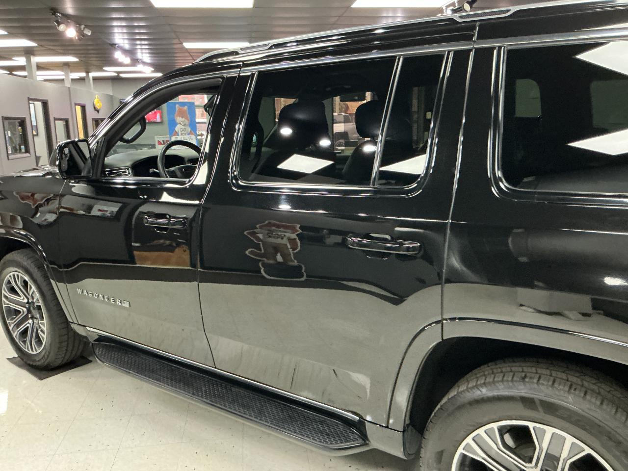 Jeep Wagoneer Series II 4x2 2024