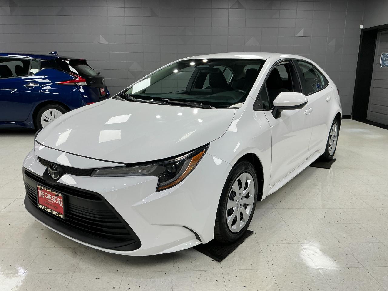 Toyota Corolla LE CVT (Natl) 2024
