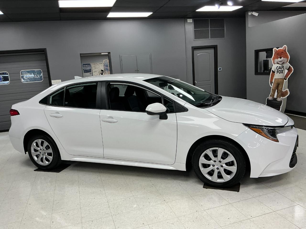 Toyota Corolla LE CVT (Natl) 2024