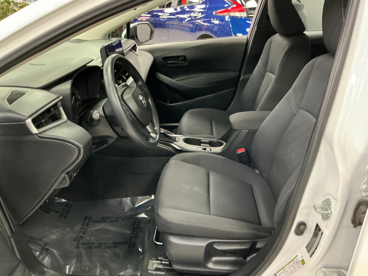 Toyota Corolla LE CVT (Natl) 2024