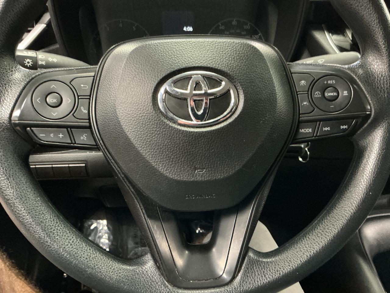 Toyota Corolla LE CVT (Natl) 2024