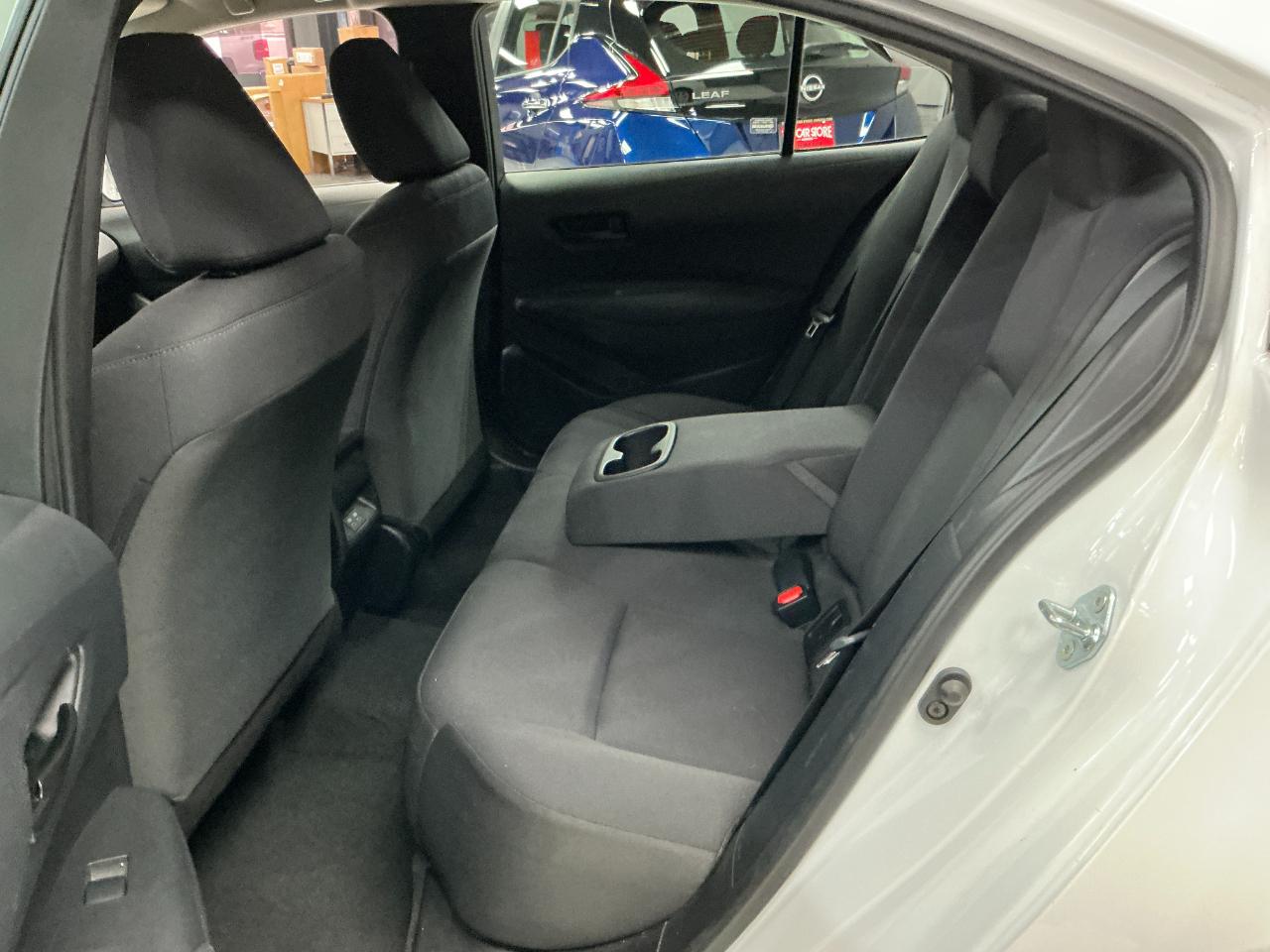 Toyota Corolla LE CVT (Natl) 2024