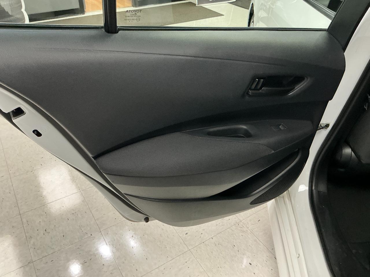 Toyota Corolla LE CVT (Natl) 2024