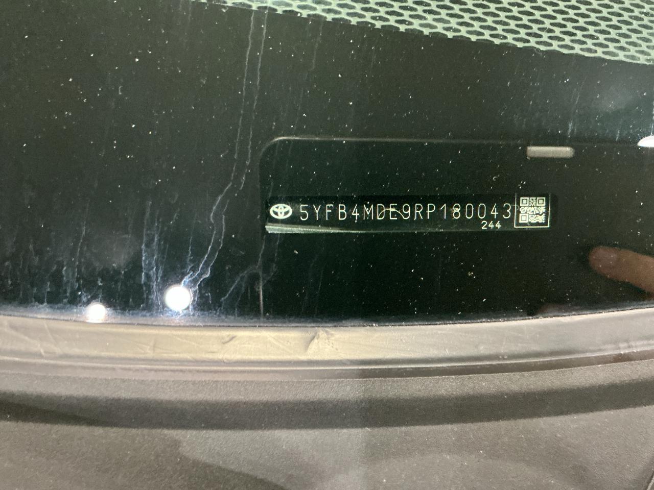 Toyota Corolla LE CVT (Natl) 2024