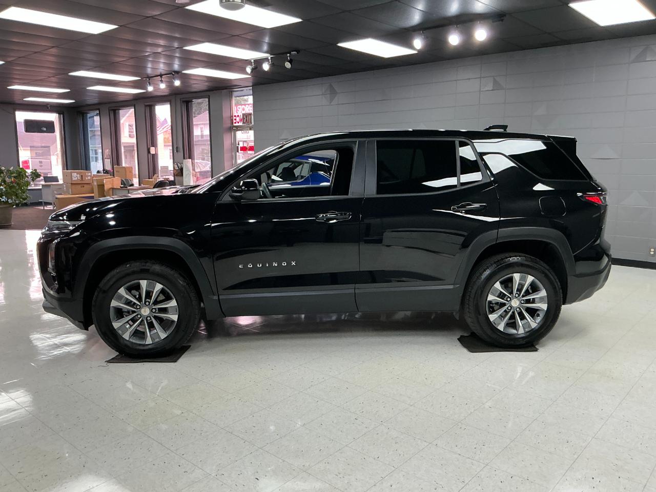 Chevrolet Equinox AWD 4dr LT w/2LT 2026