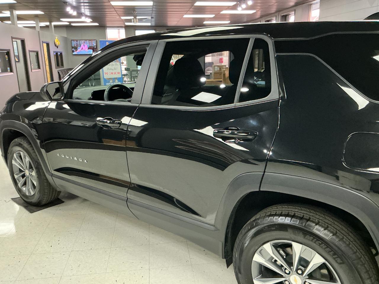 Chevrolet Equinox AWD 4dr LT w/2LT 2026