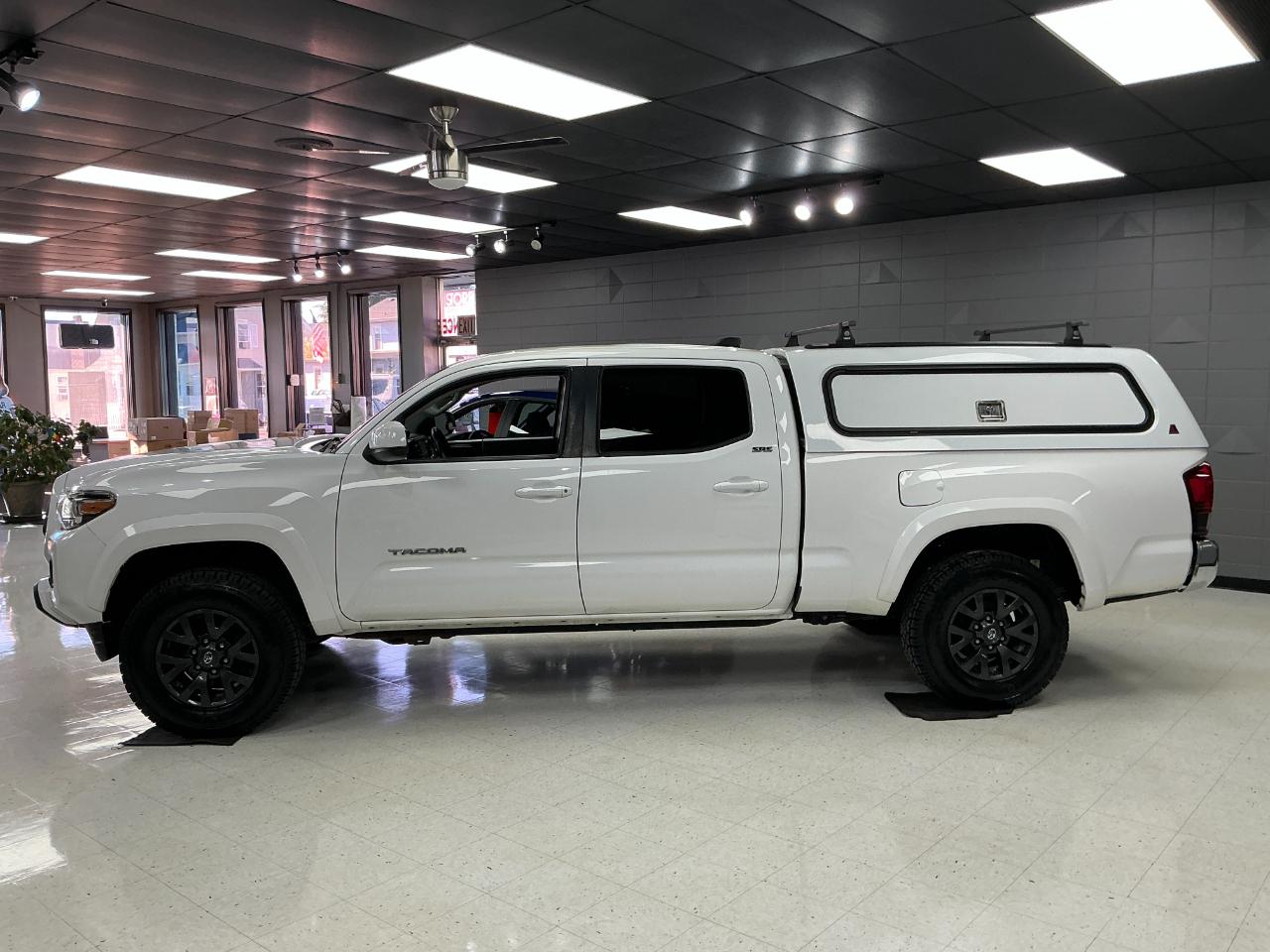 Toyota Tacoma 4WD SR5 Double Cab 6' Bed V6 AT (Natl) 2020