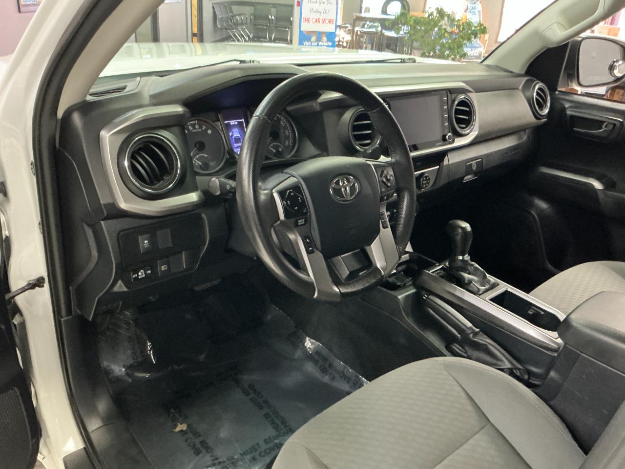 Toyota Tacoma 4WD SR5 Double Cab 6' Bed V6 AT (Natl) 2020
