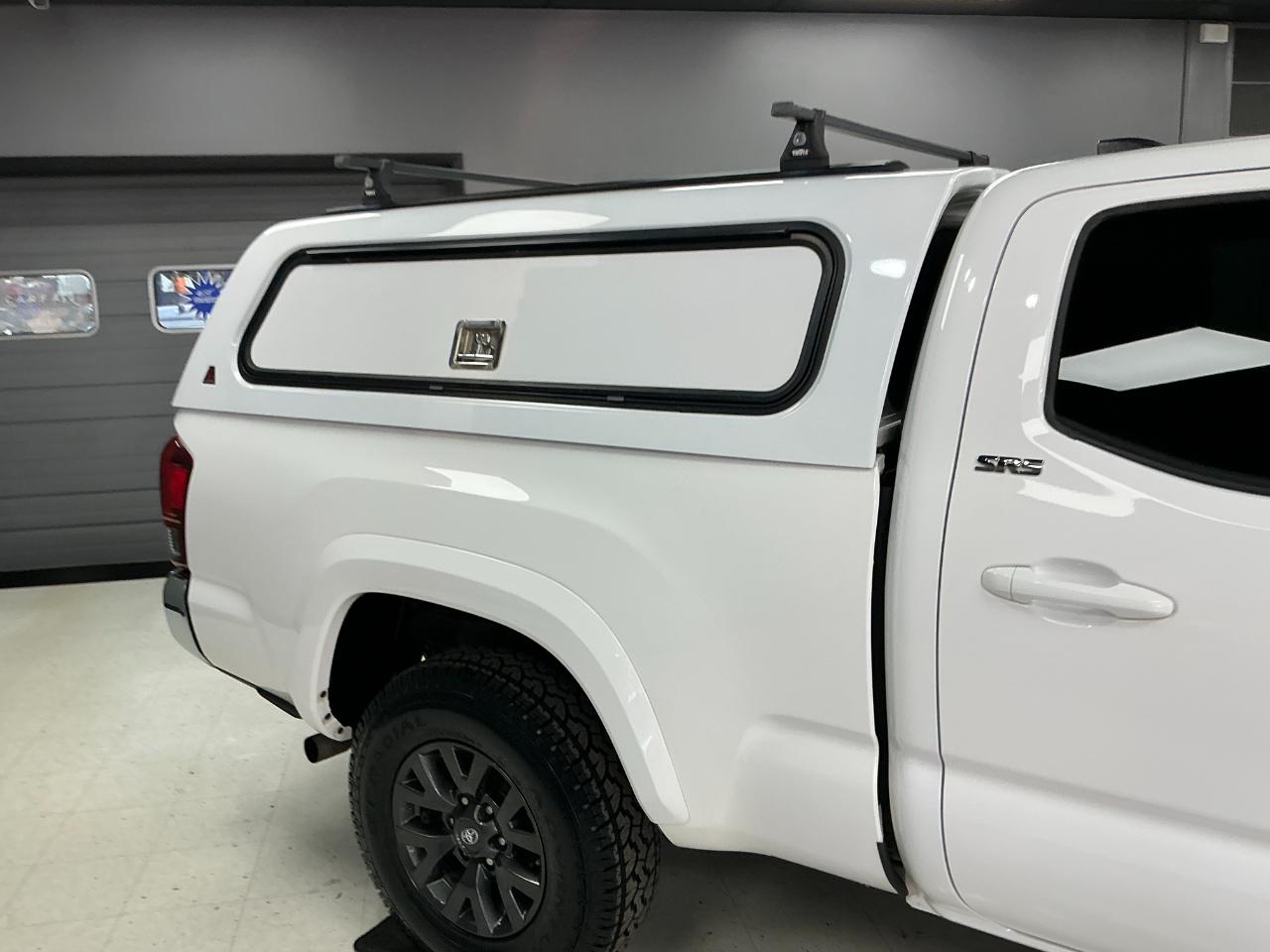Toyota Tacoma 4WD SR5 Double Cab 6' Bed V6 AT (Natl) 2020