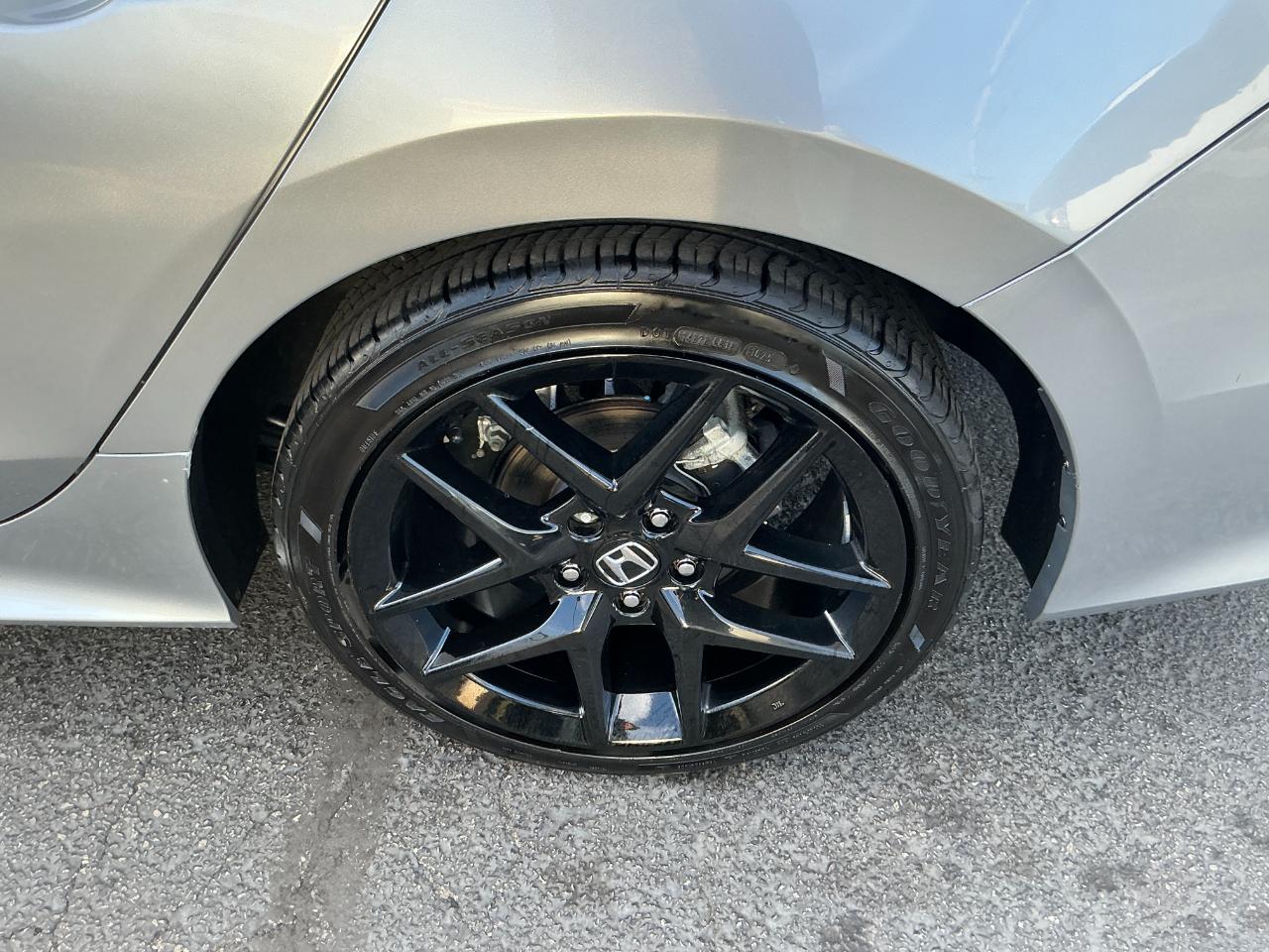 Honda Civic Sedan Sport CVT 2025