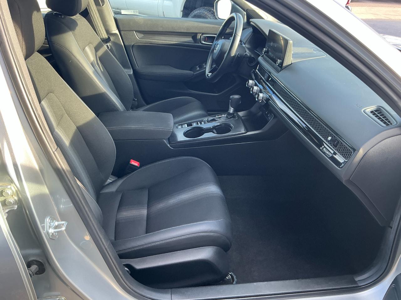 Honda Civic Sedan Sport CVT 2025
