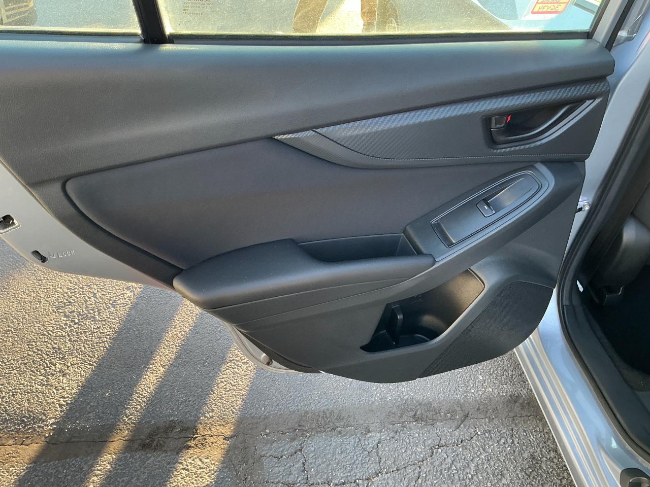 Subaru Impreza Premium 4-door CVT 2023