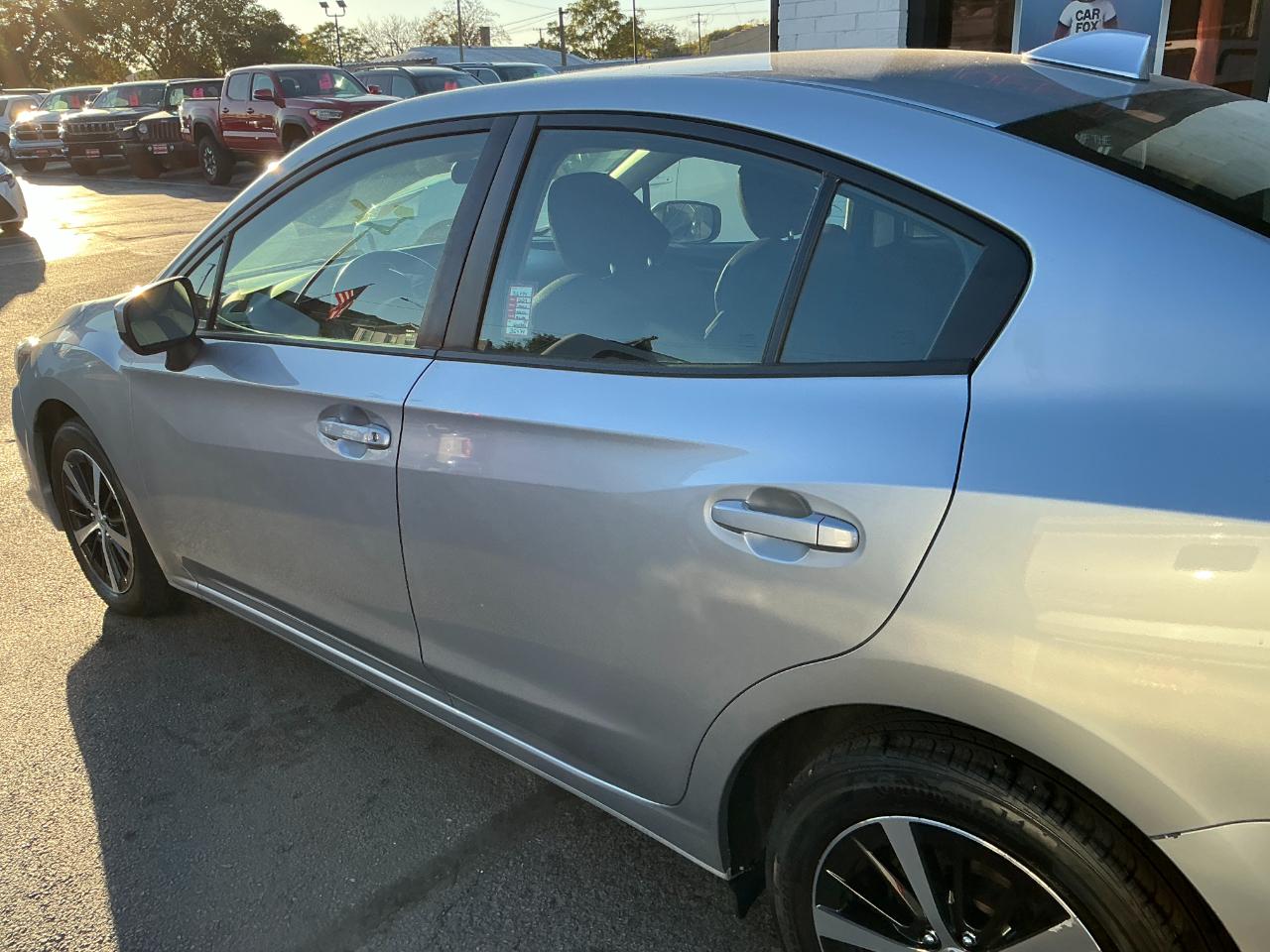 Subaru Impreza Premium 4-door CVT 2023