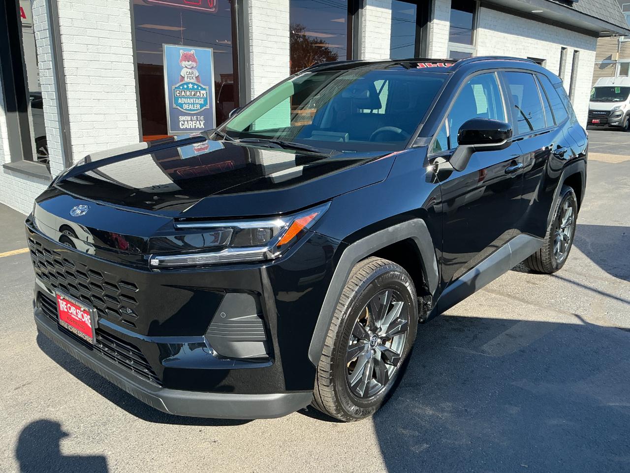Toyota RAV4 XLE Premium AWD (Natl) 2026