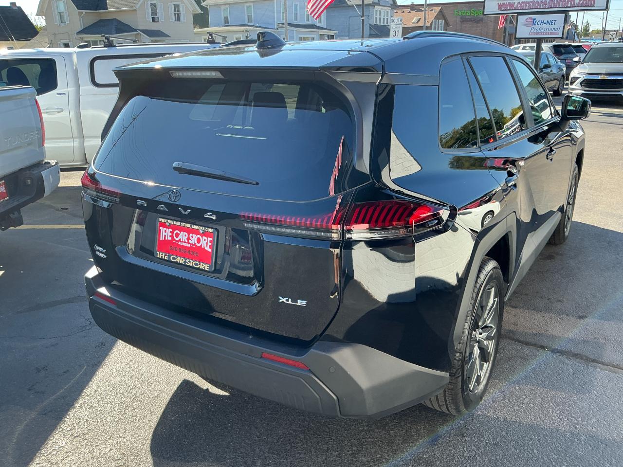 Toyota RAV4 XLE Premium AWD (Natl) 2026