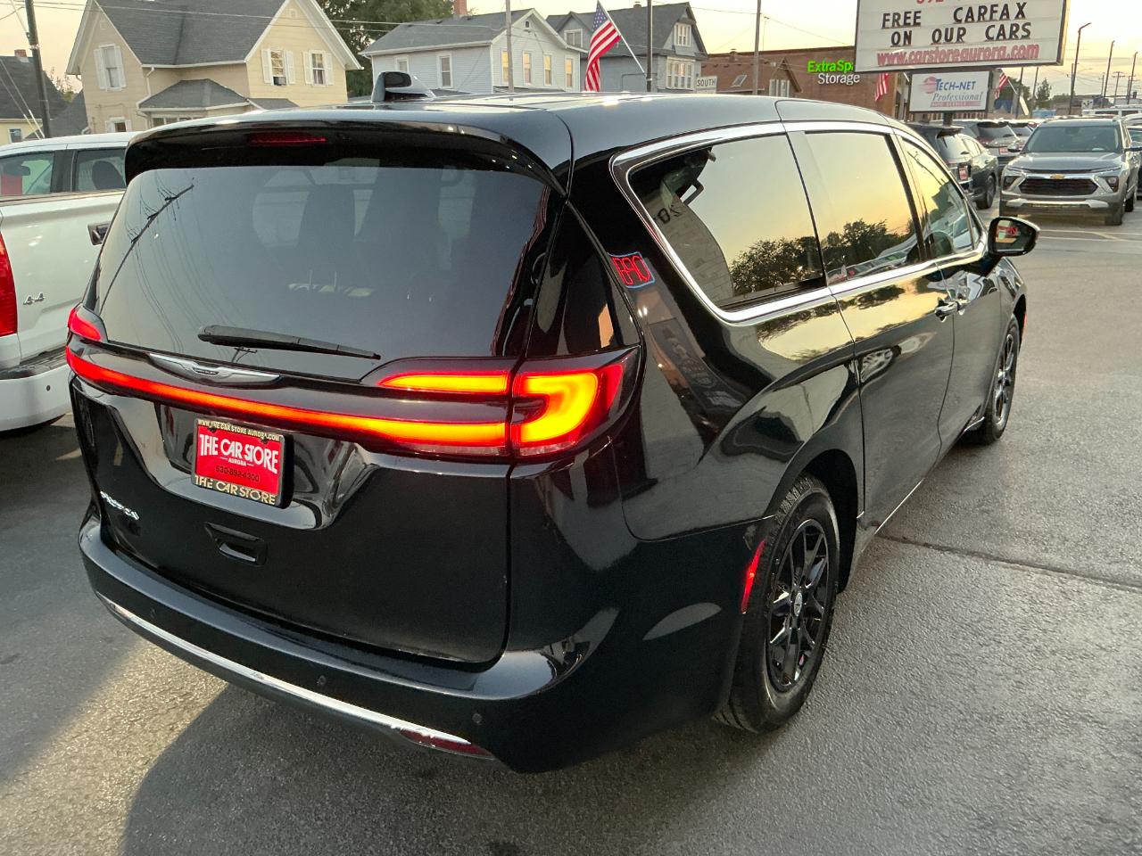 Chrysler Pacifica Touring L FWD 2024