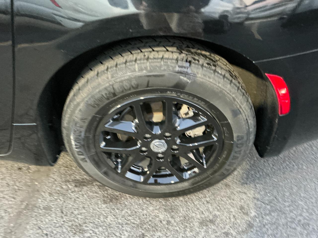 Chrysler Pacifica Touring L FWD 2024