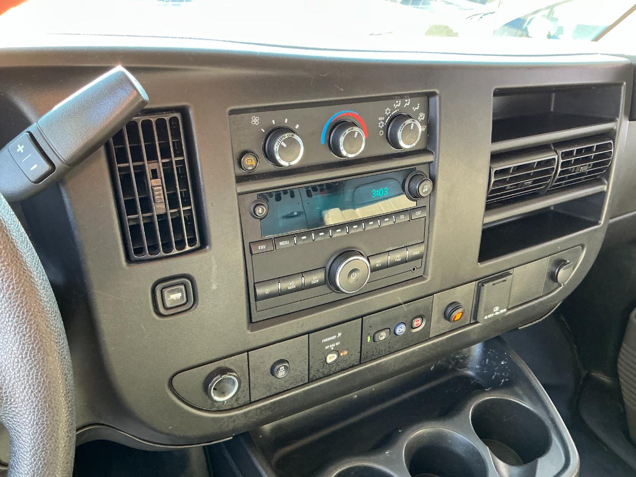 Chevrolet Express Cargo Van RWD 2500 135" 2023