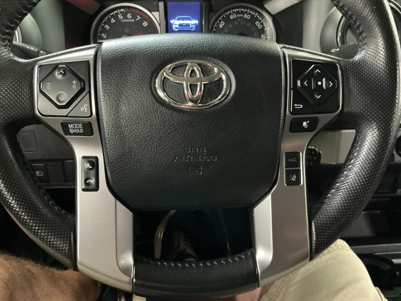 Toyota Tacoma 2WD SR5 Double Cab 5' Bed AT (Natl) 2023