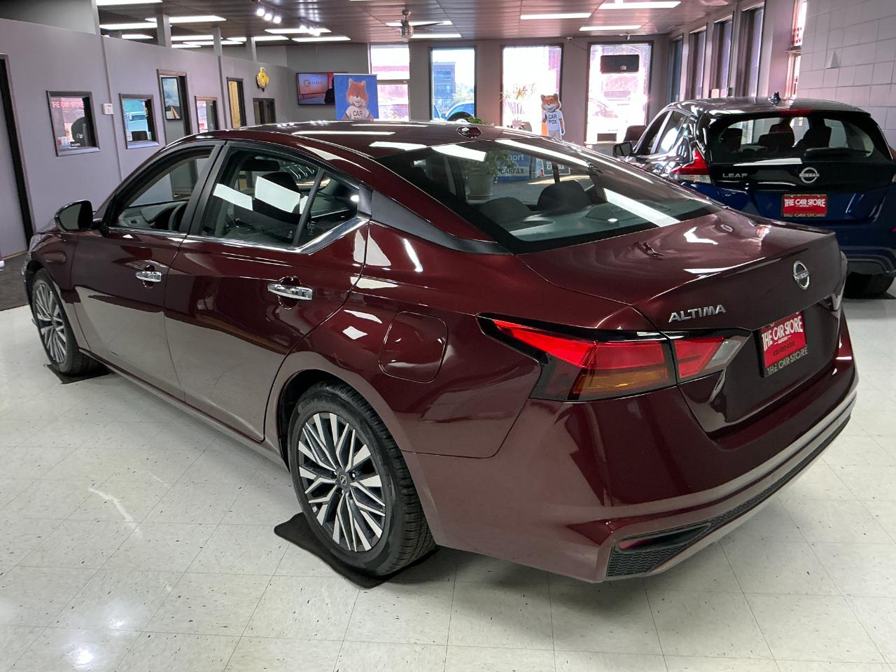Nissan Altima SV FWD 2025