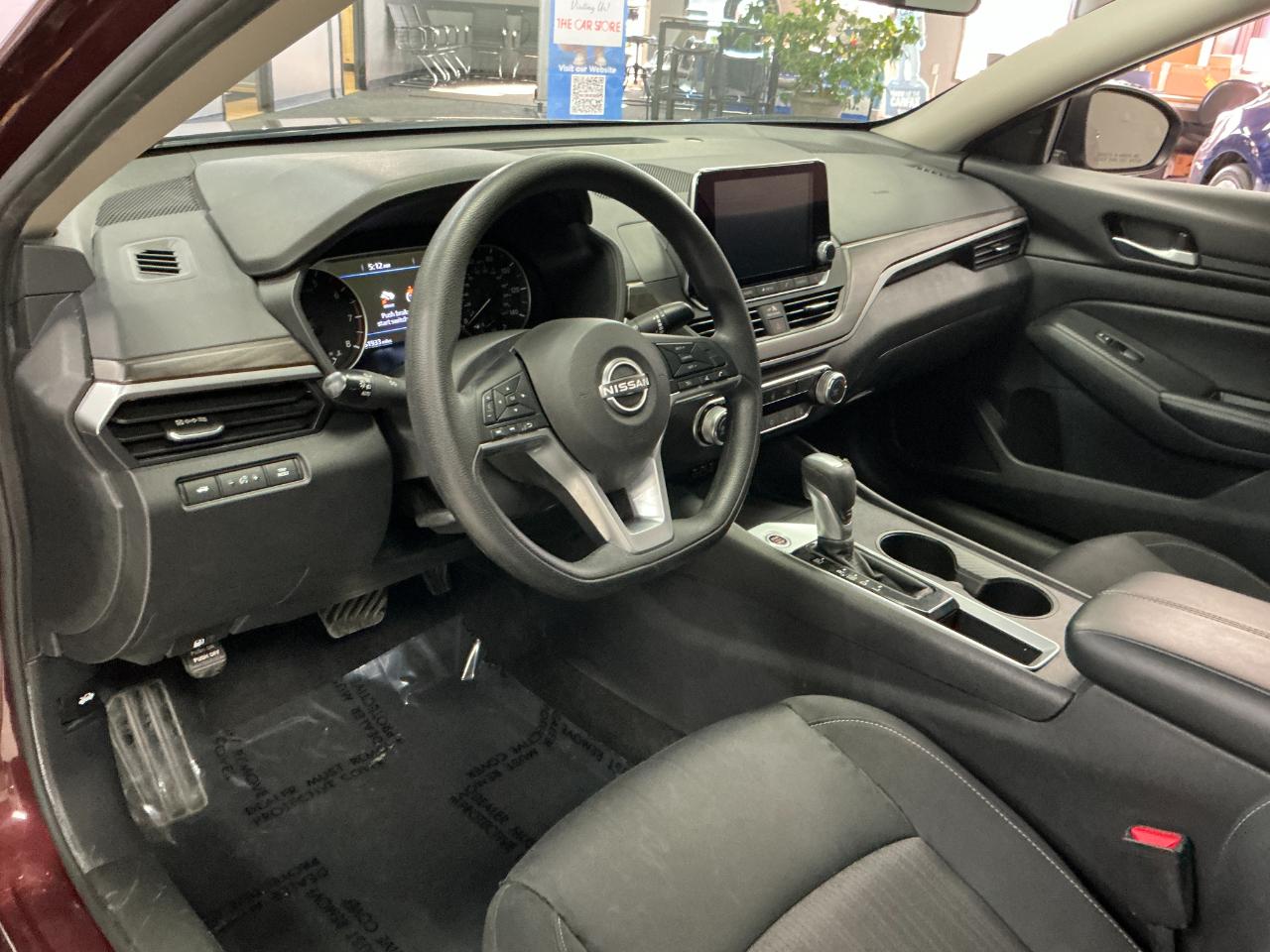 Nissan Altima SV FWD 2025