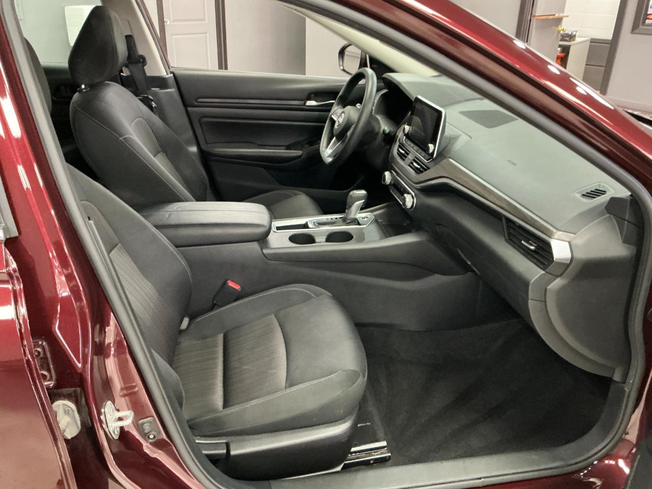 Nissan Altima SV FWD 2025