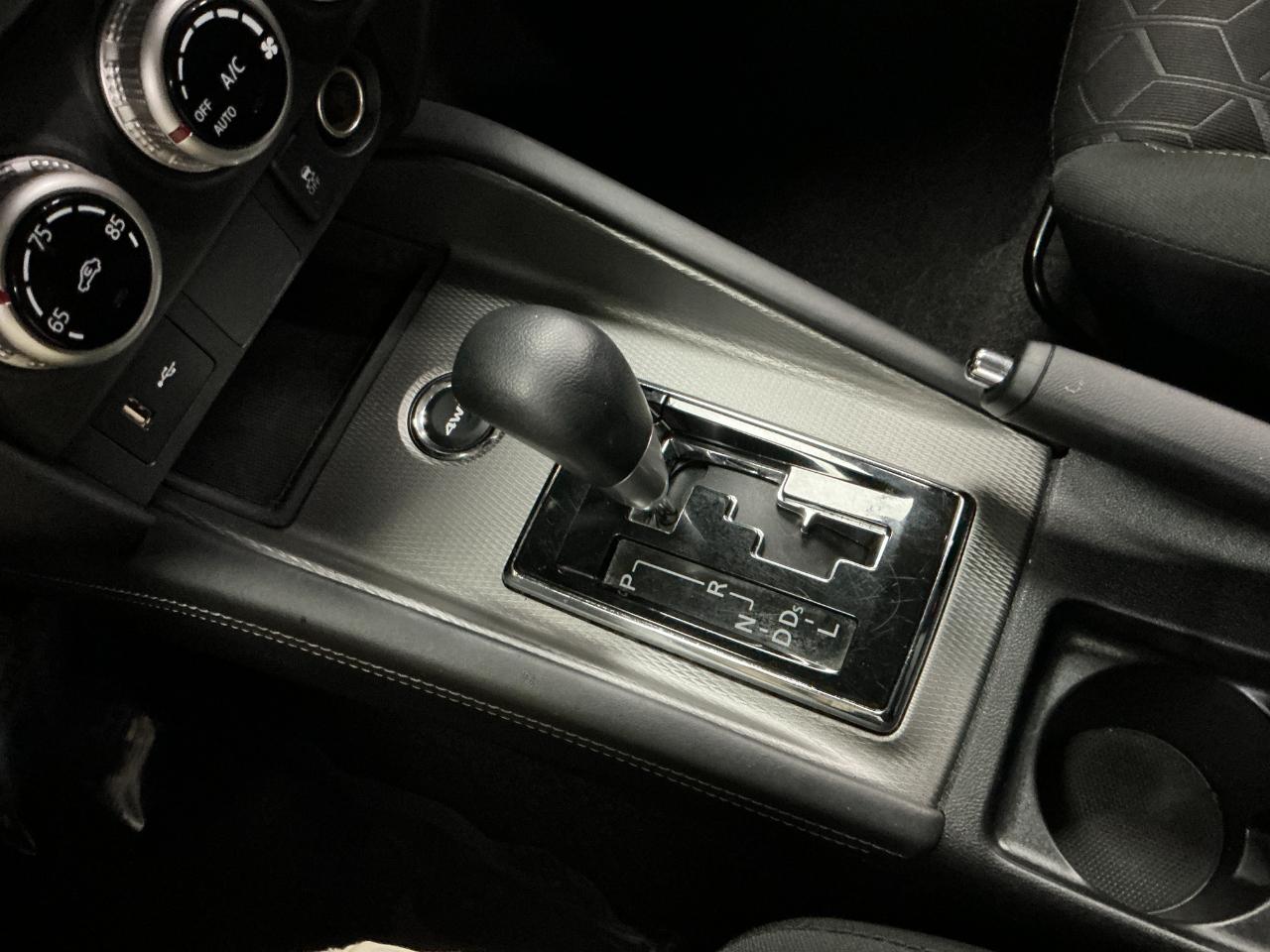 Mitsubishi Outlander Sport ES 2.0 AWC CVT 2025