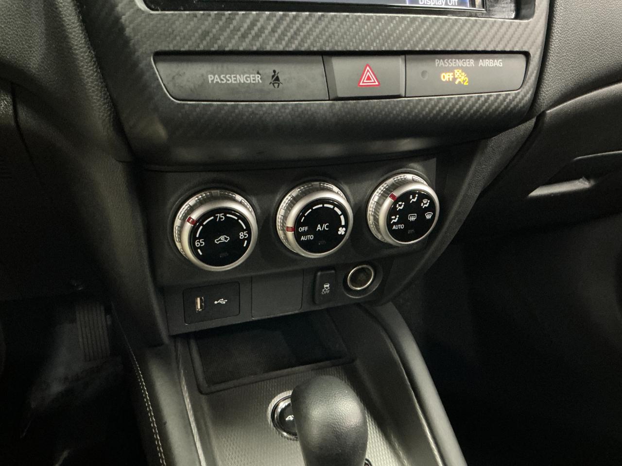 Mitsubishi Outlander Sport ES 2.0 AWC CVT 2025