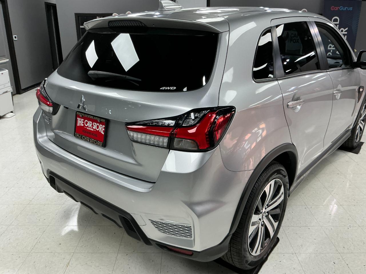 Mitsubishi Outlander Sport ES 2.0 AWC CVT 2025