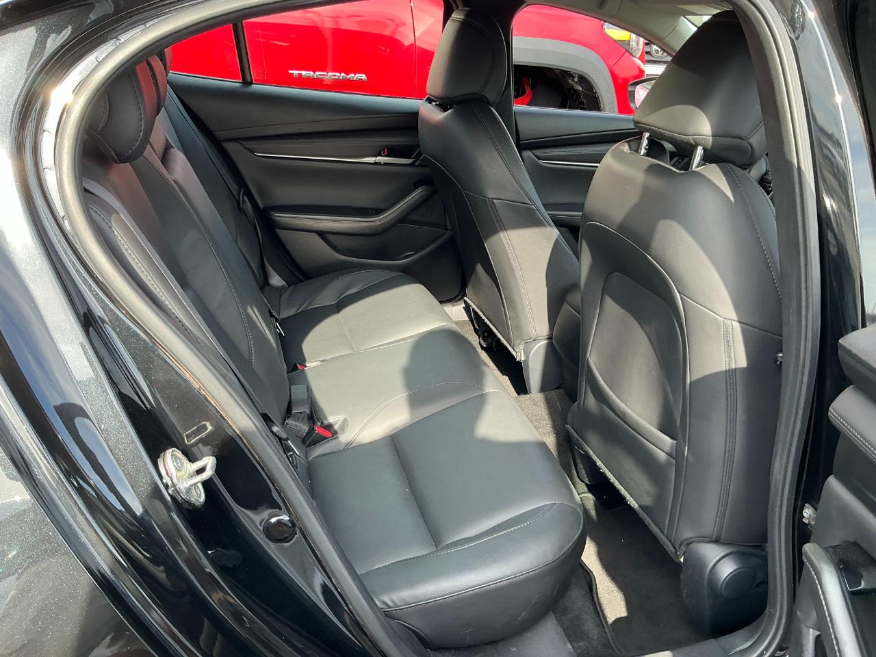 Mazda Mazda3 Sedan 2.5 S Select Sport FWD 2024