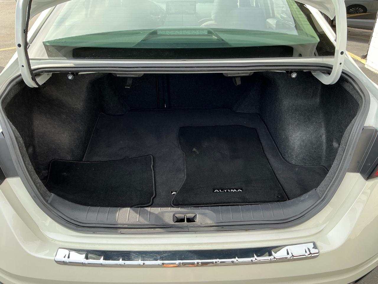Nissan Altima 2.5 SV AWD Sedan 2023