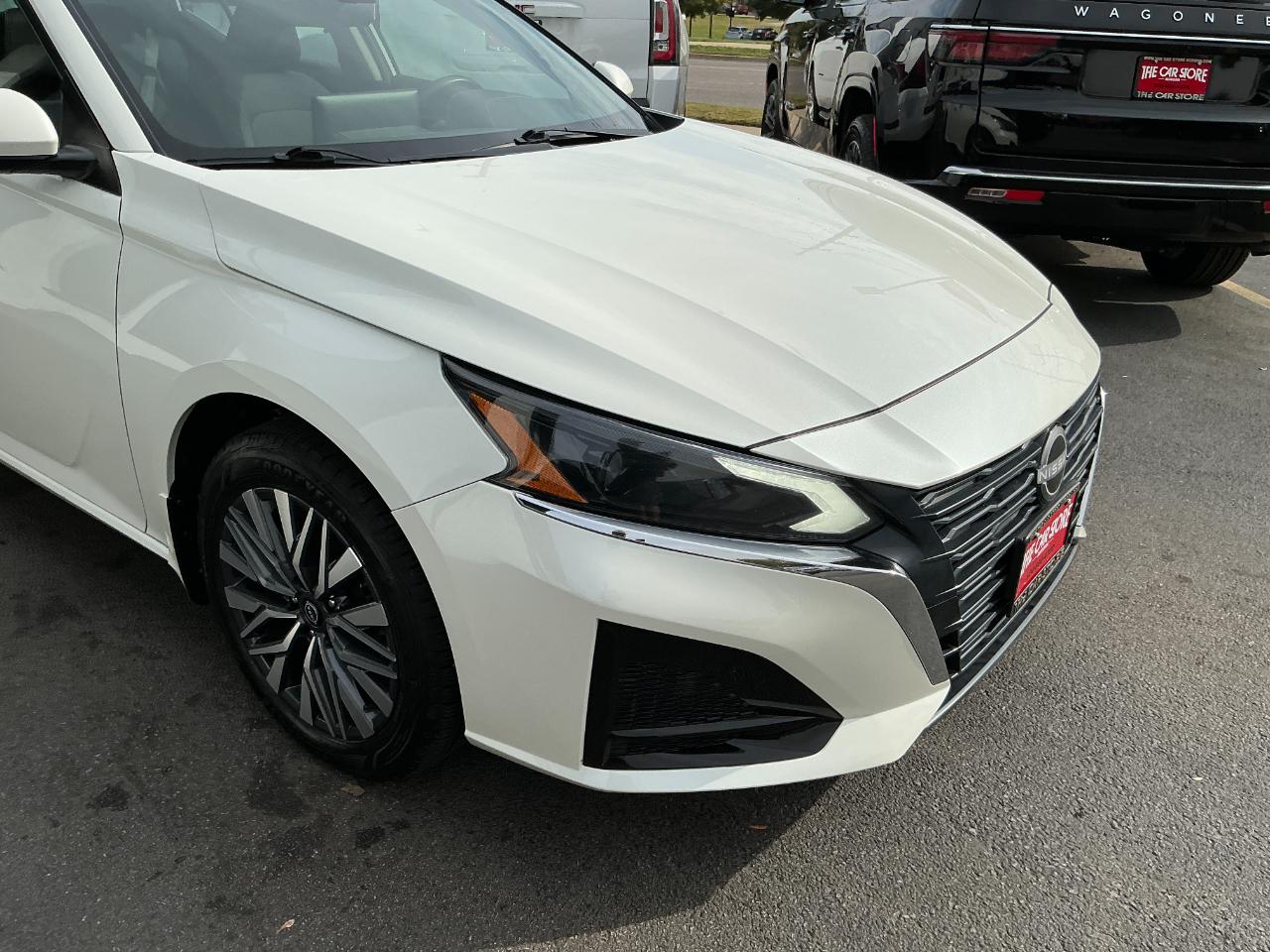 Nissan Altima 2.5 SV AWD Sedan 2023