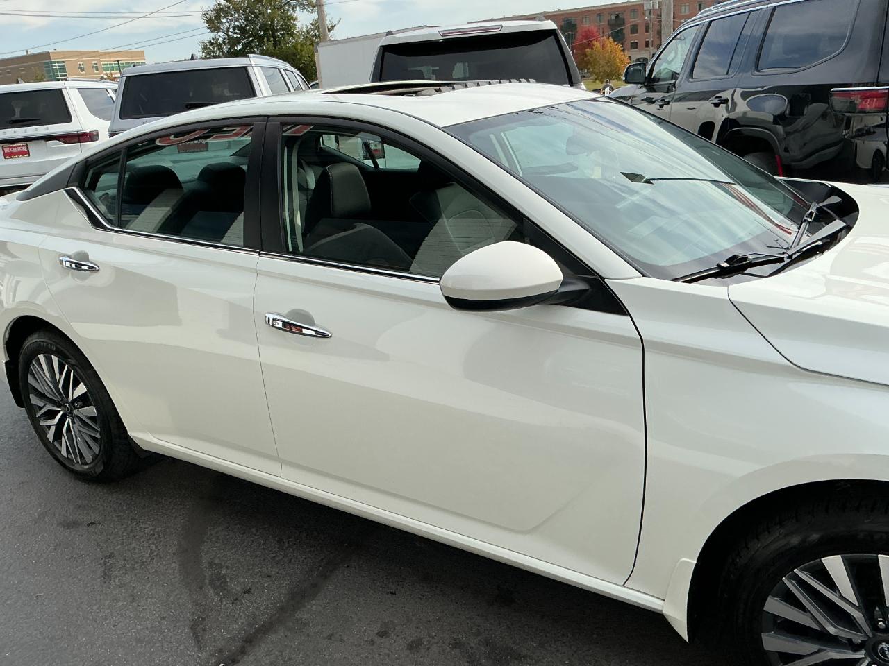 Nissan Altima 2.5 SV AWD Sedan 2023