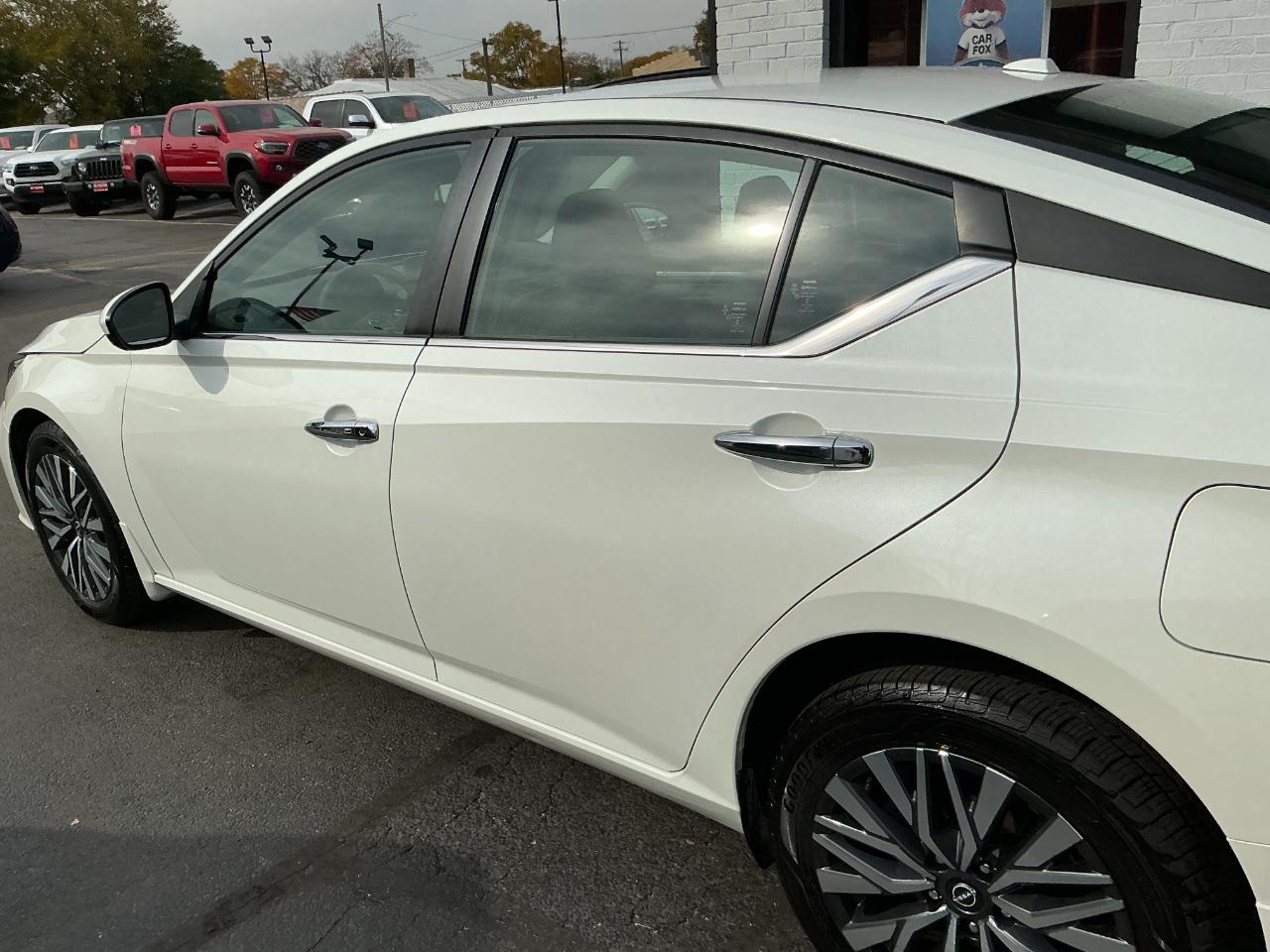 Nissan Altima 2.5 SV AWD Sedan 2023