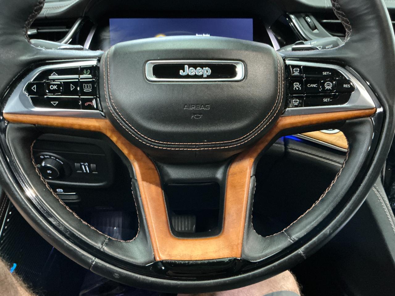 Jeep Grand Cherokee Summit Reserve 4x4 2022