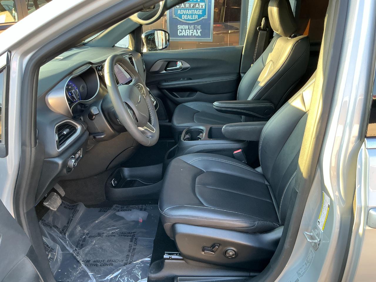 Chrysler Pacifica Select FWD 2026