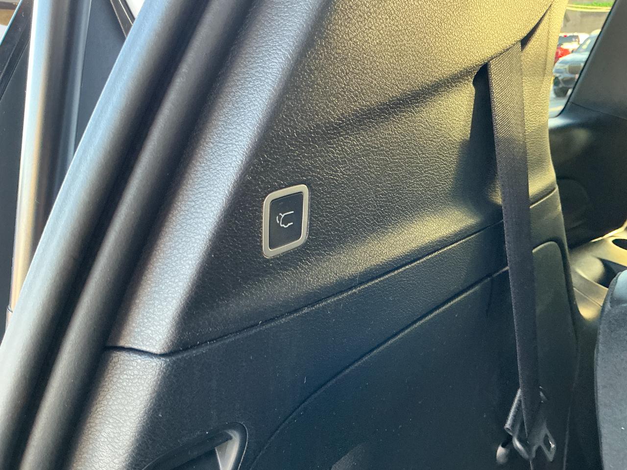 Chrysler Pacifica Select FWD 2026