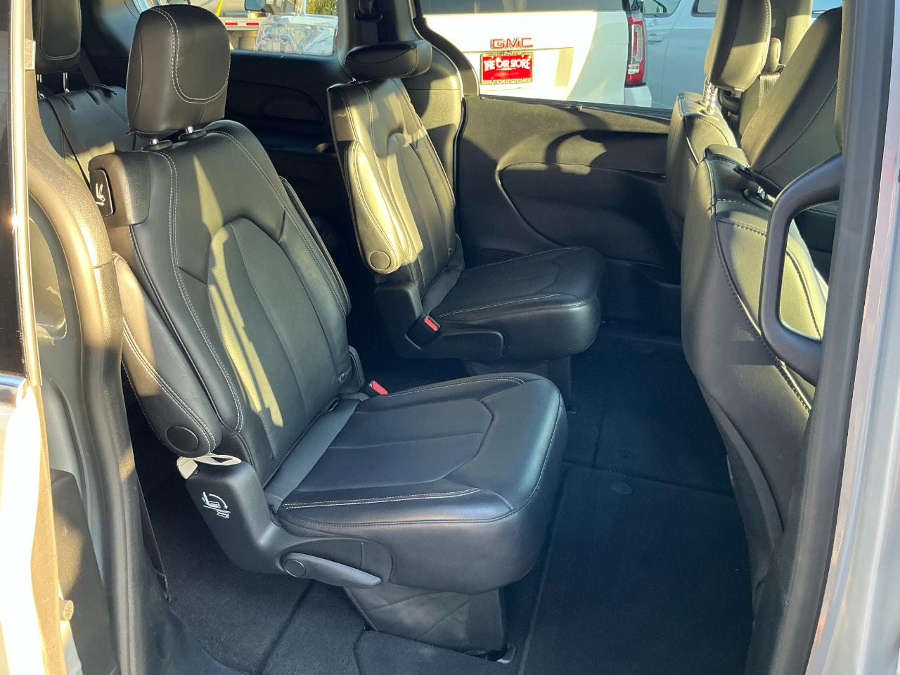 Chrysler Pacifica Select FWD 2026