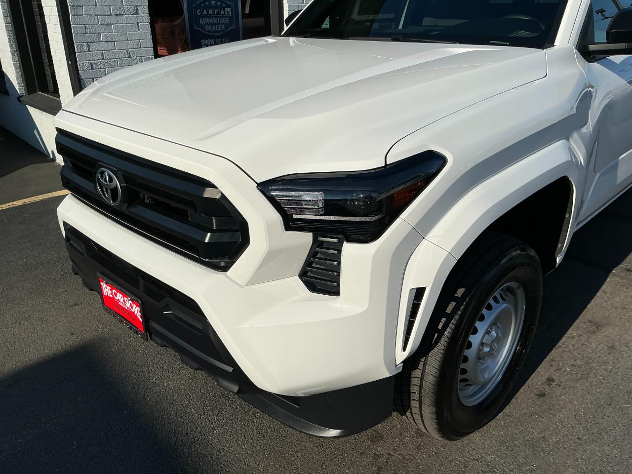 Toyota Tacoma 2WD SR XtraCab 6' Bed AT (Natl) 2024