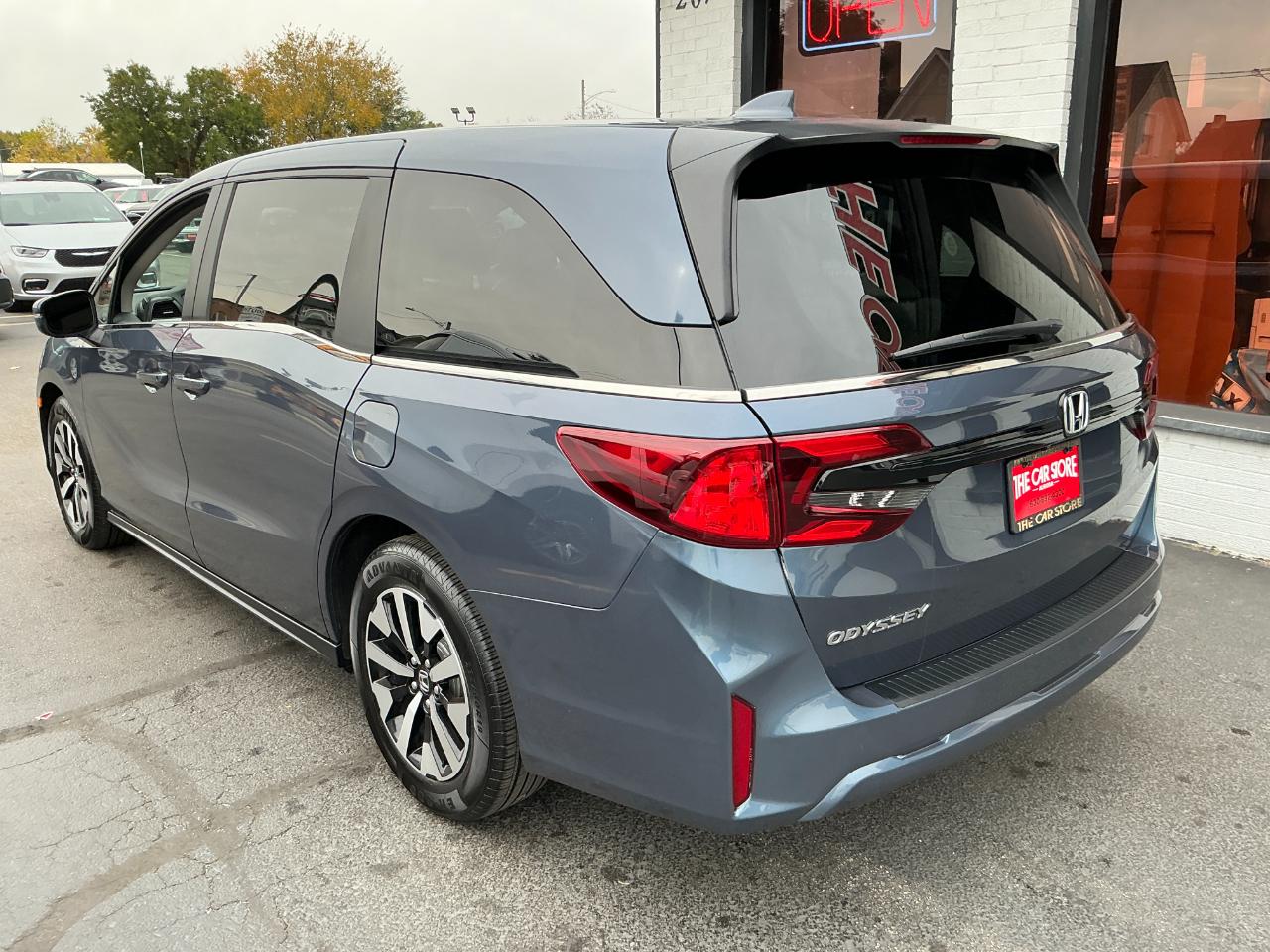 Honda Odyssey EX-L Auto 2025