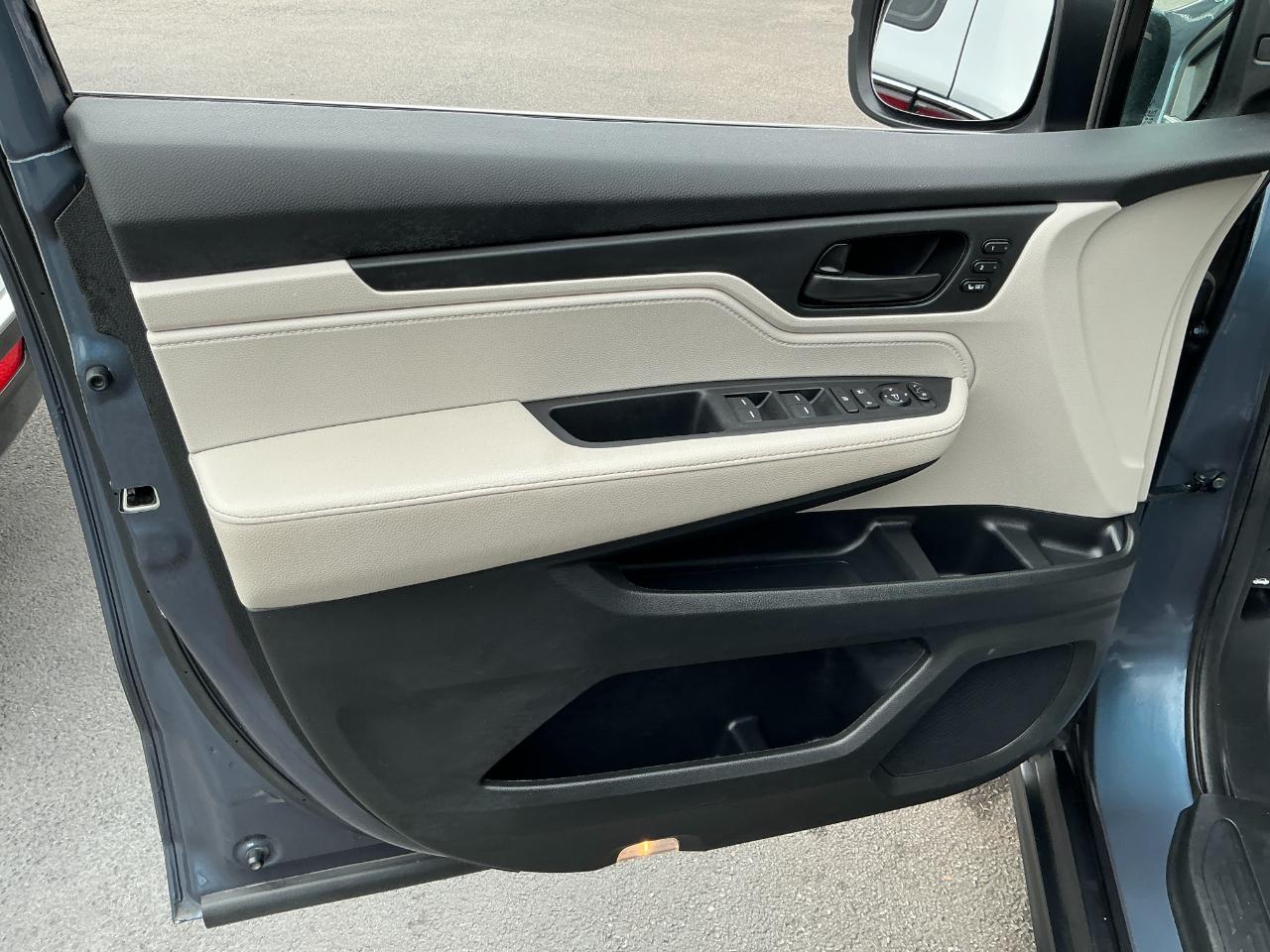 Honda Odyssey EX-L Auto 2025