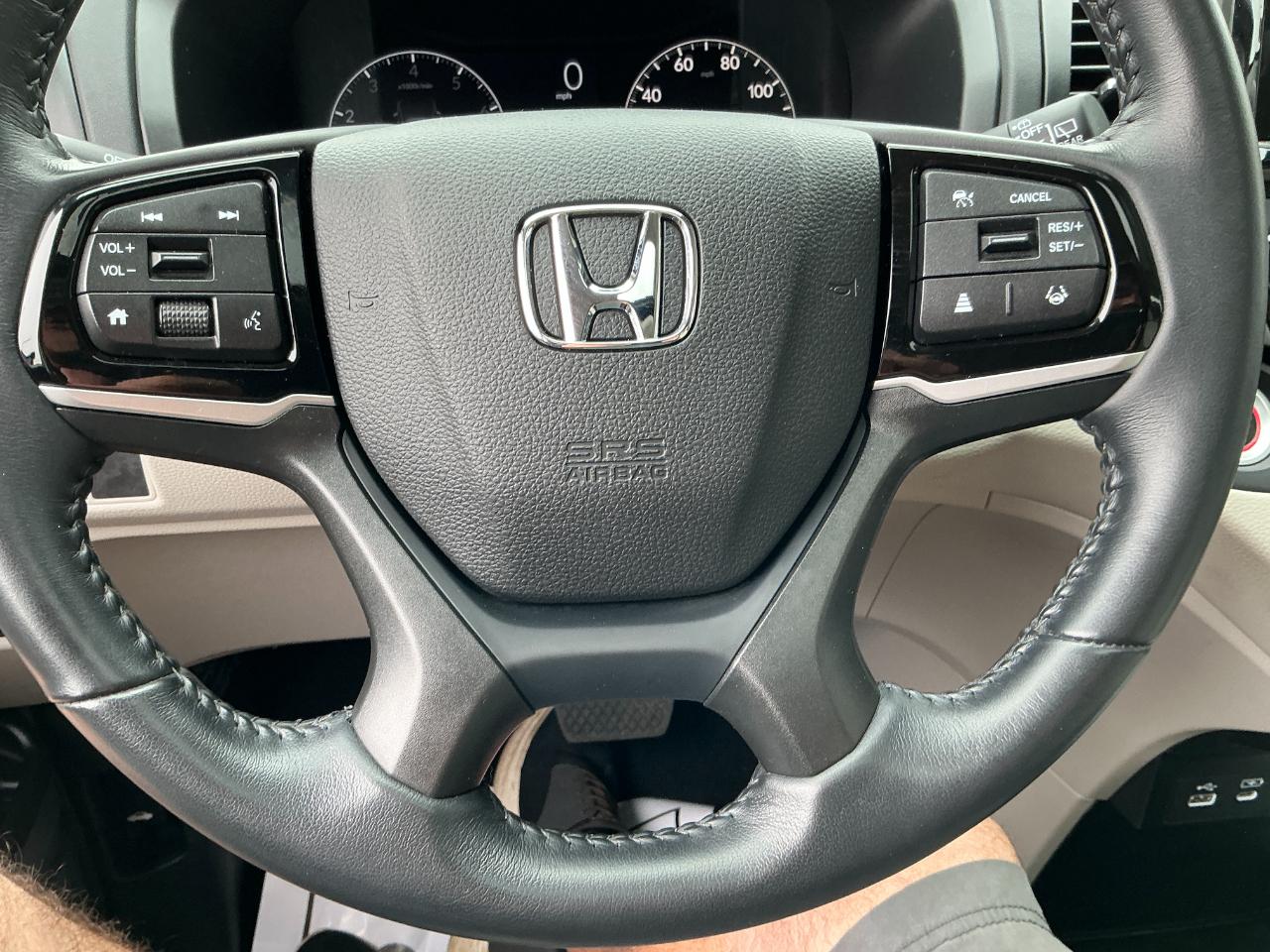 Honda Odyssey EX-L Auto 2025