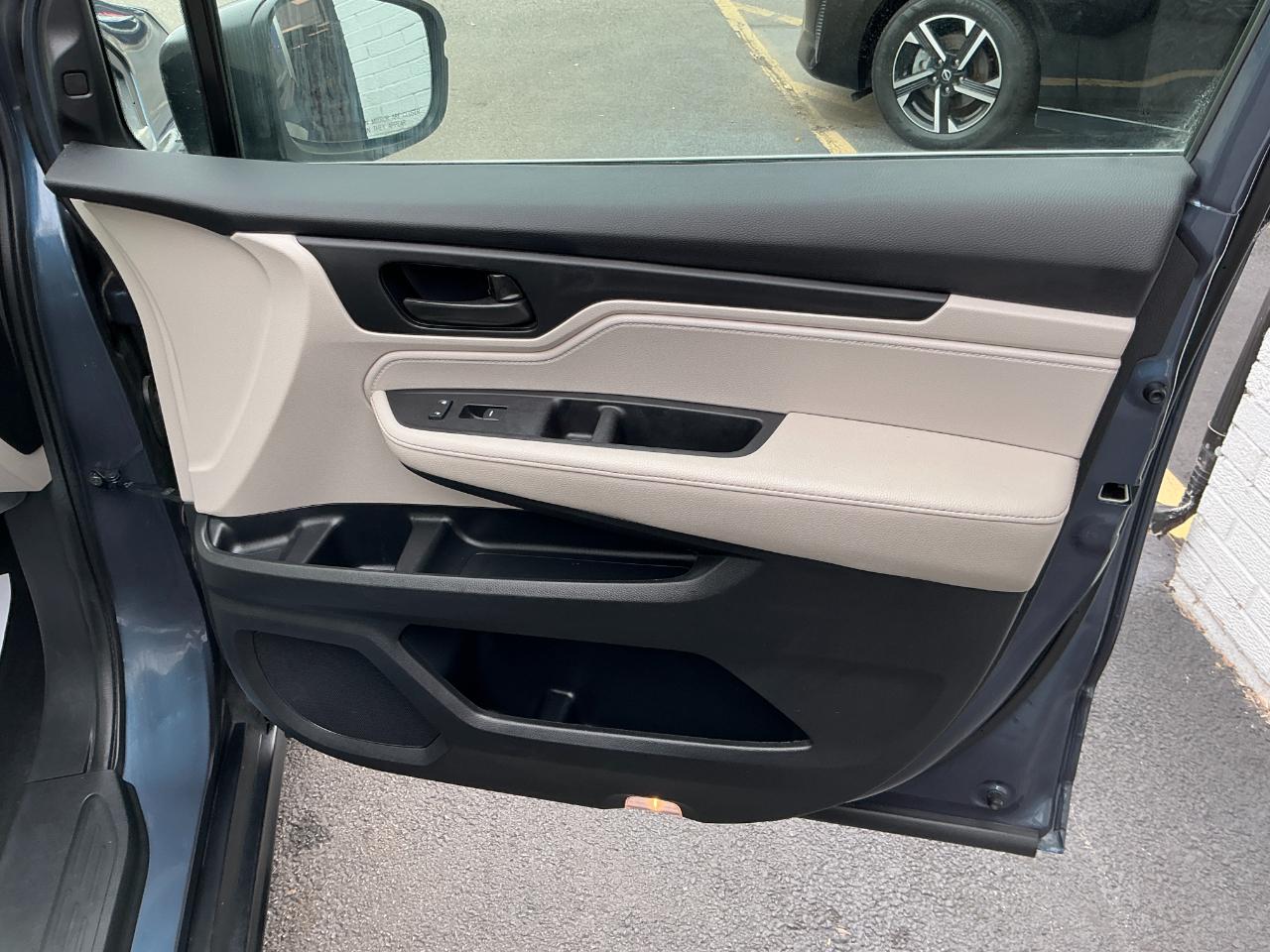 Honda Odyssey EX-L Auto 2025