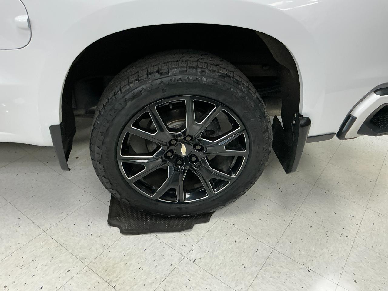 Chevrolet Silverado 1500 LTD 4WD Crew Cab 147" RST 2022