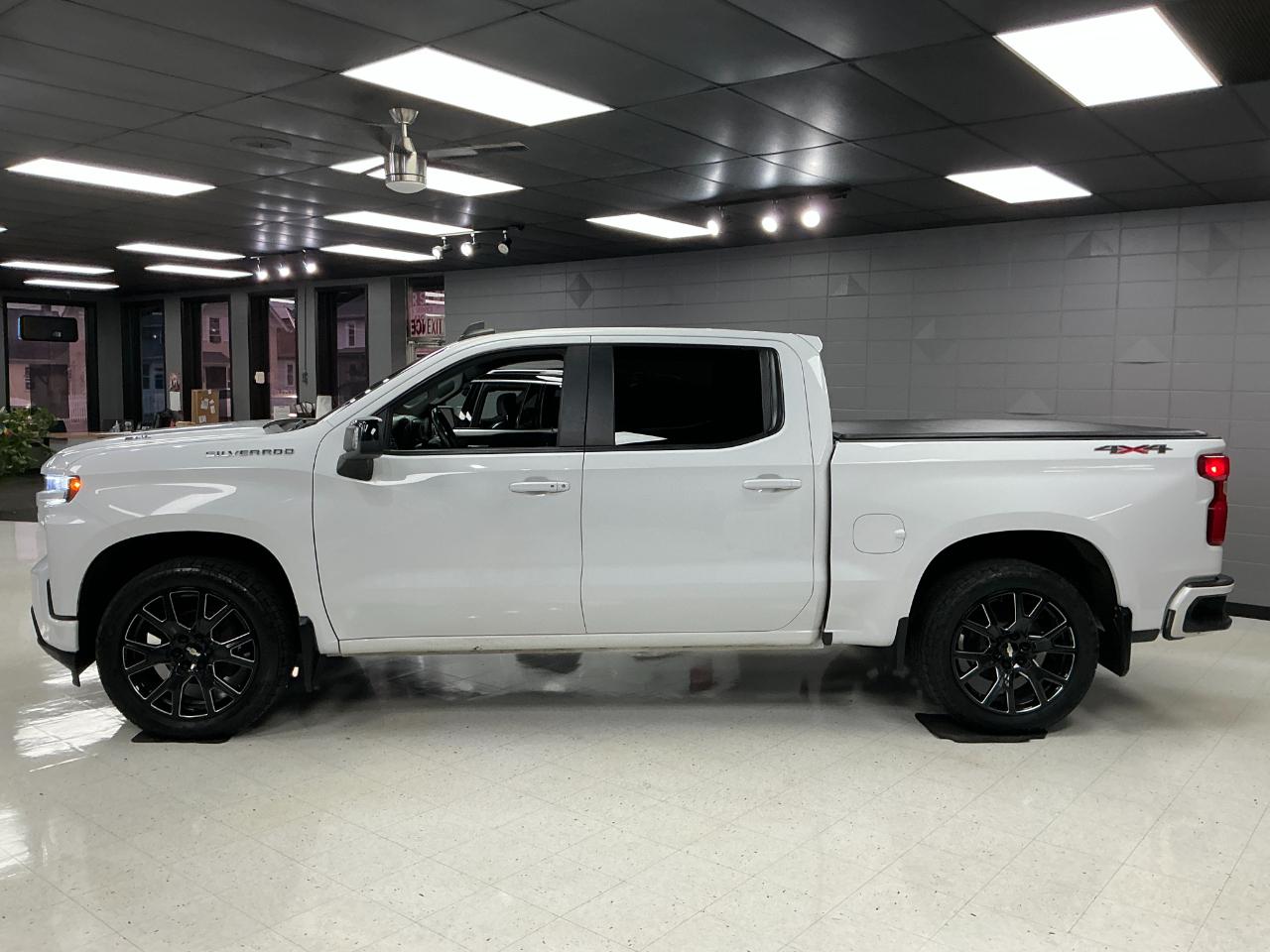 Chevrolet Silverado 1500 LTD 4WD Crew Cab 147" RST 2022